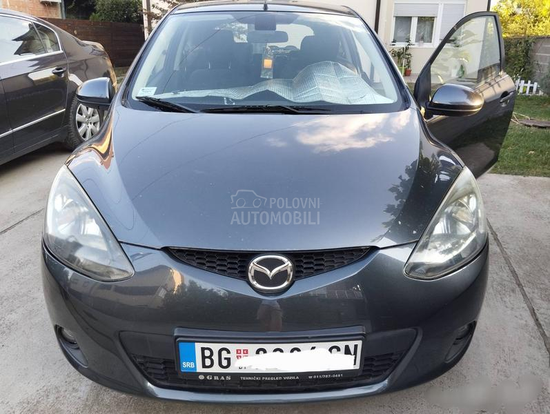 Mazda 2 
