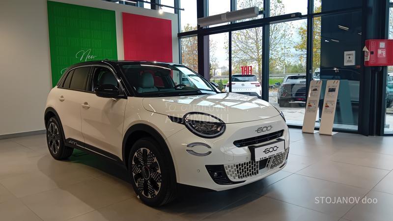 Fiat 600 1.2 HYBRID LA PRIMA