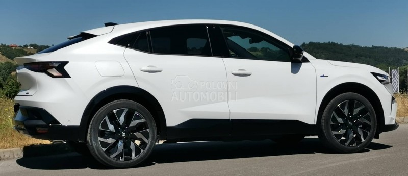 Renault Rafale Alpine hybrid 200