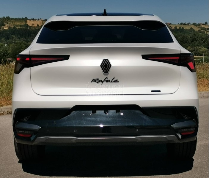 Renault Rafale Alpine hybrid 200