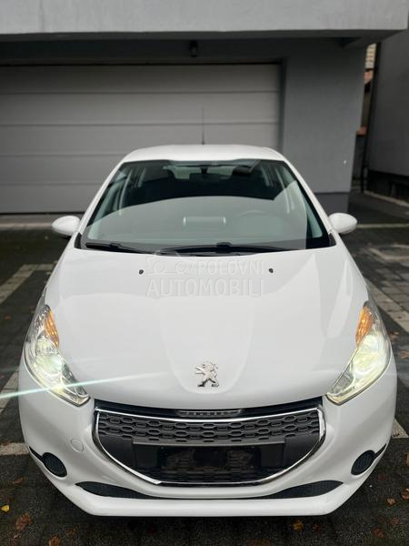Peugeot 208 1.4hdi