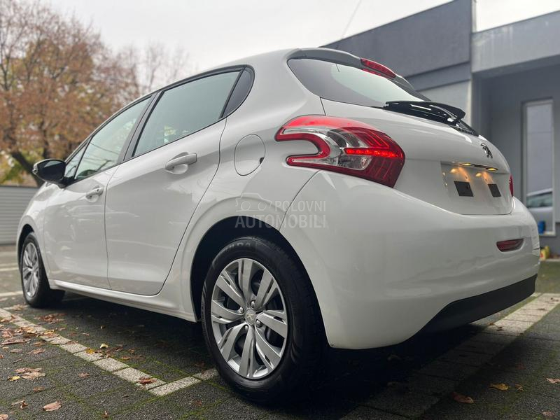 Peugeot 208 1.4hdi