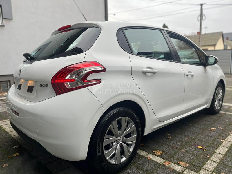 Peugeot 208 1.4hdi