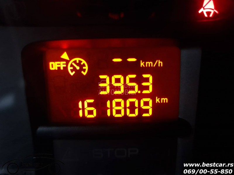 Peugeot Partner 2 KLIZNIH VRATA. KUKA