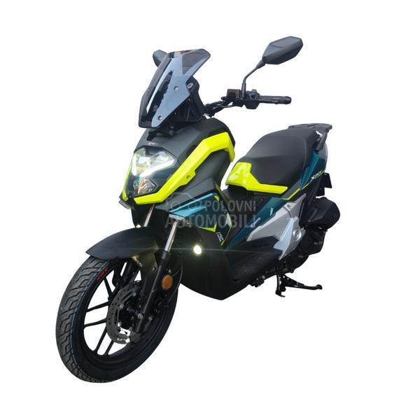 K-MOTO X-ADV 125i