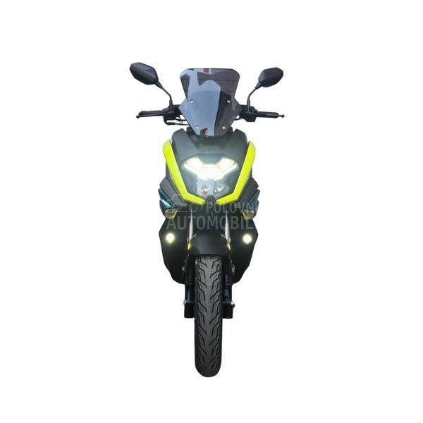 K-MOTO X-ADV 125i