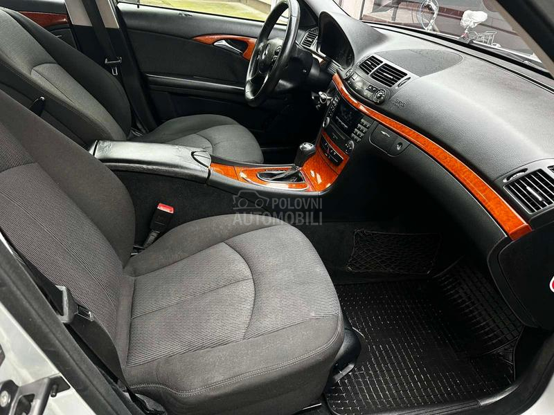 Mercedes Benz E 220 E200 CDI