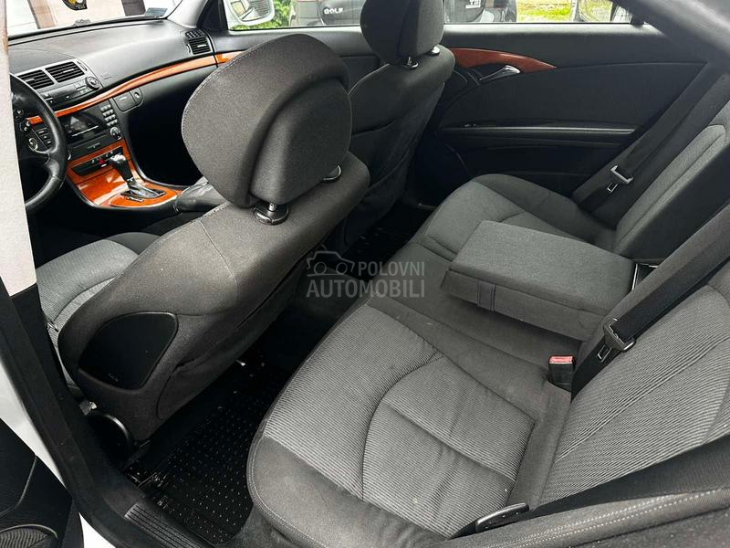 Mercedes Benz E 220 E200 CDI
