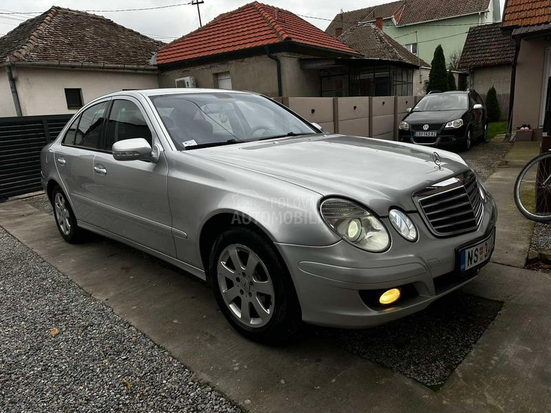 Mercedes Benz E 220 E200 CDI