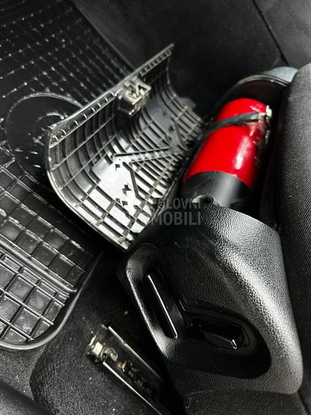 Mercedes Benz E 220 E200 CDI