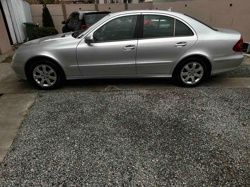 Mercedes Benz E 220 E200 CDI