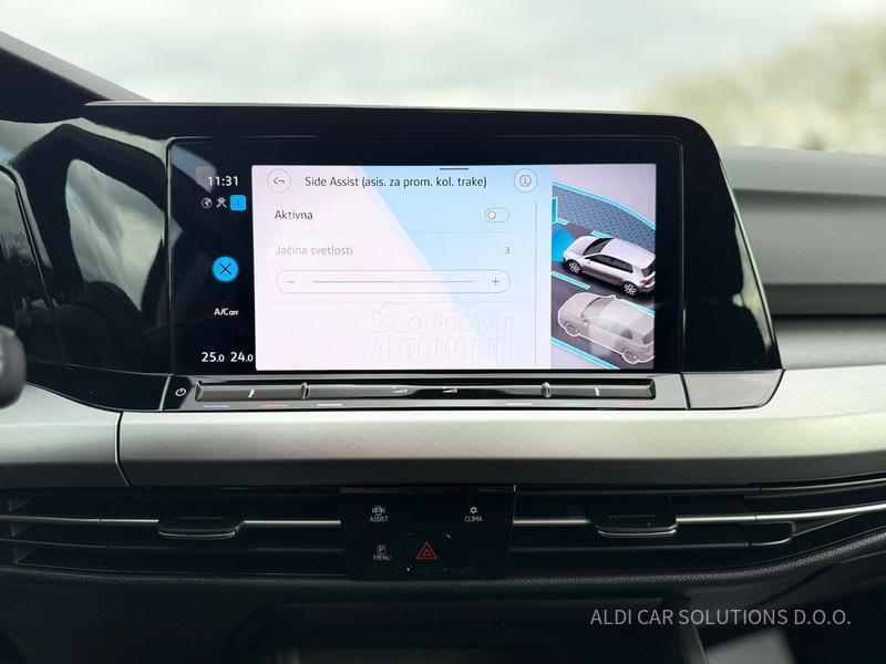 Volkswagen Golf 8 1.5 Etsi Business