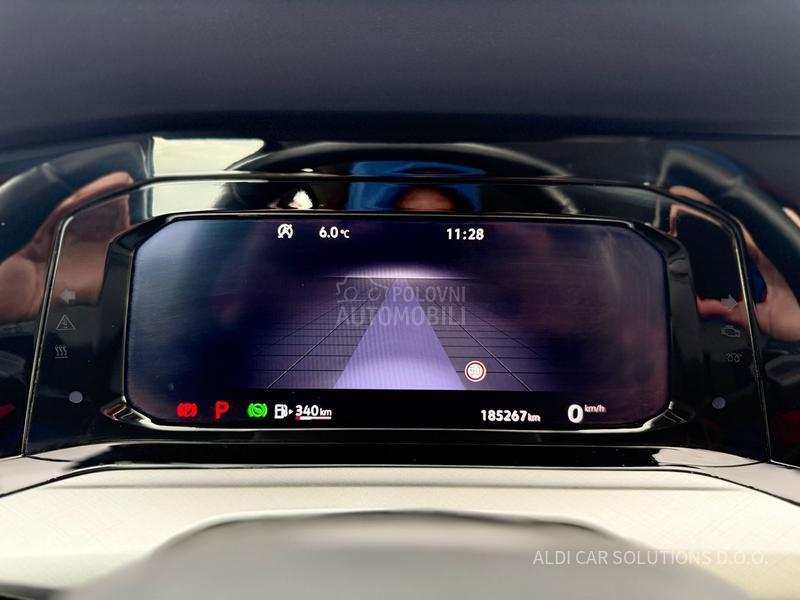 Volkswagen Golf 8 1.5 Etsi Business