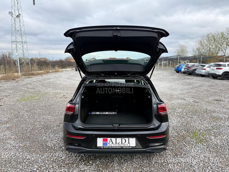 Volkswagen Golf 8 1.5 Etsi Business