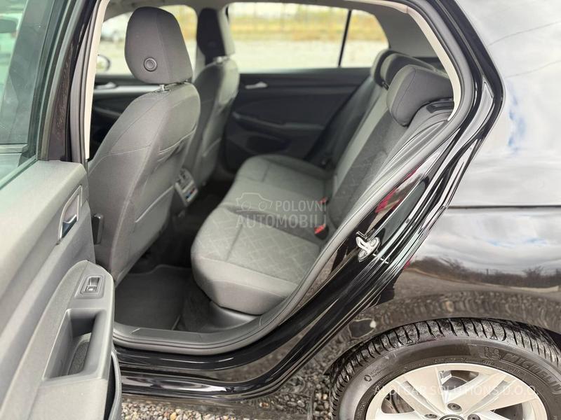 Volkswagen Golf 8 1.5 Etsi Business