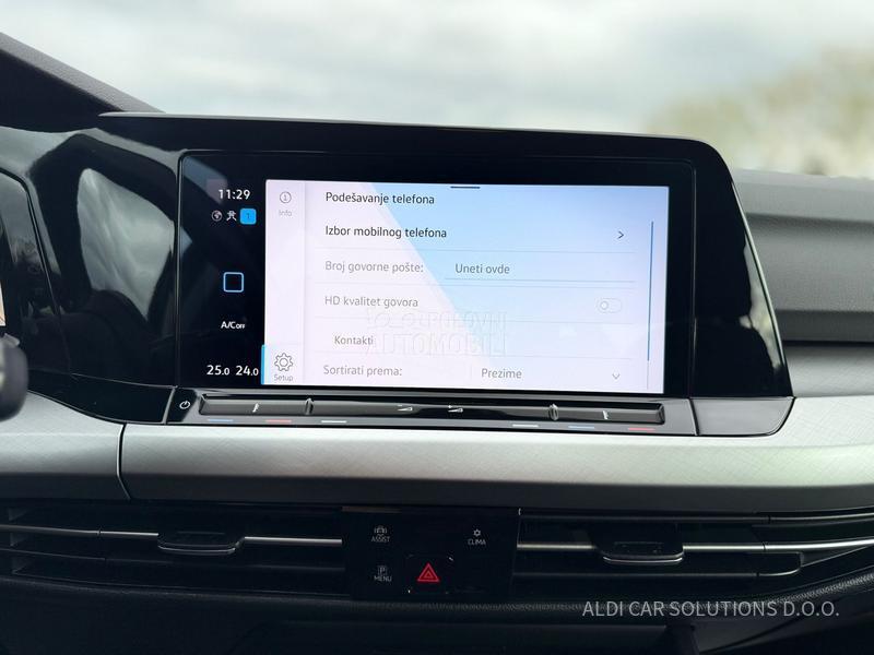 Volkswagen Golf 8 1.5 Etsi Business