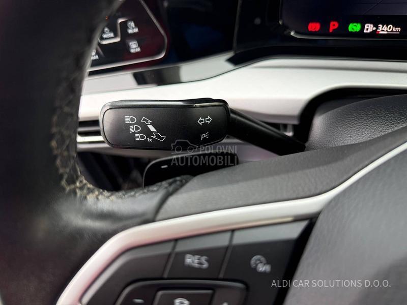 Volkswagen Golf 8 1.5 Etsi Business