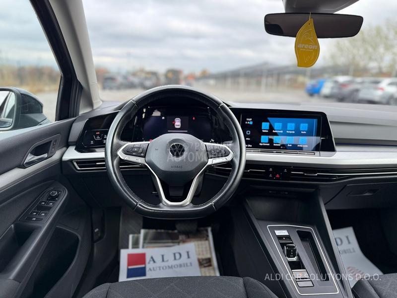 Volkswagen Golf 8 1.5 Etsi Business