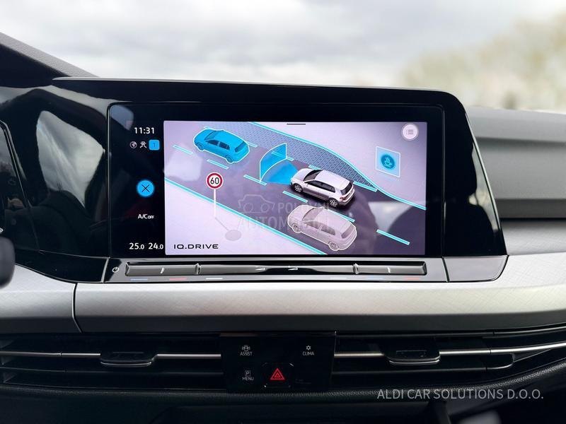 Volkswagen Golf 8 1.5 Etsi Business