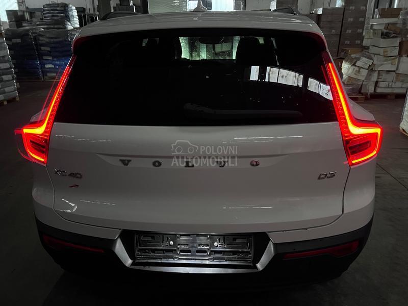 Volvo XC40 Momentum PRO Winter