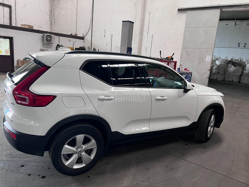 Volvo XC40 Momentum PRO Winter