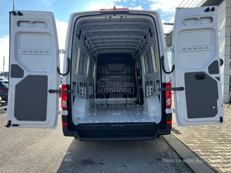 Volkswagen Crafter 2.0 TDI FURGON 35 LR