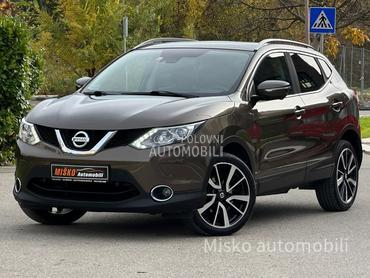 Nissan Qashqai 1.6 DCI 4x4 Kam Pano