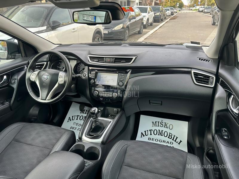 Nissan Qashqai 1.6 DCI 4x4 Kam Pano