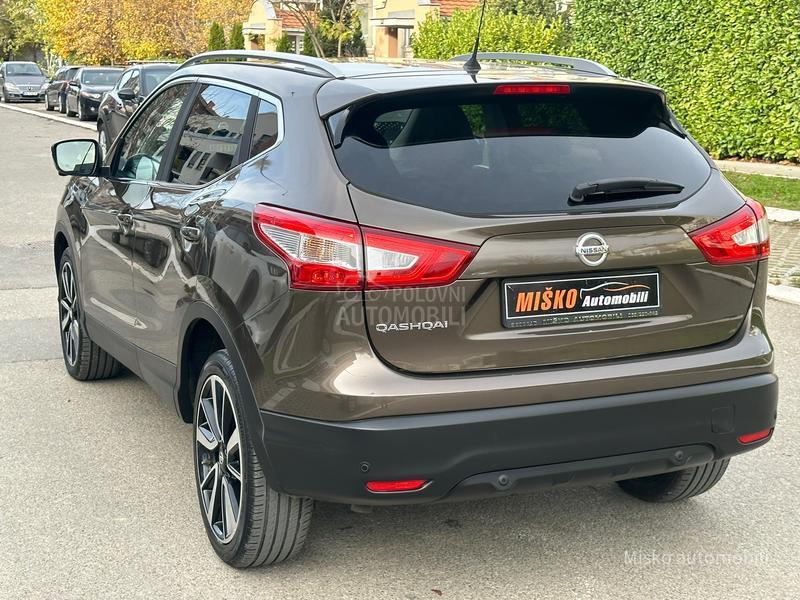 Nissan Qashqai 1.6 DCI 4x4 Kam Pano