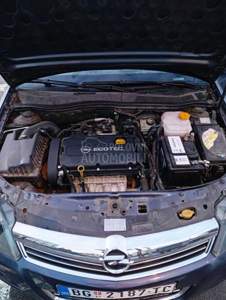 Opel Astra H 1.6