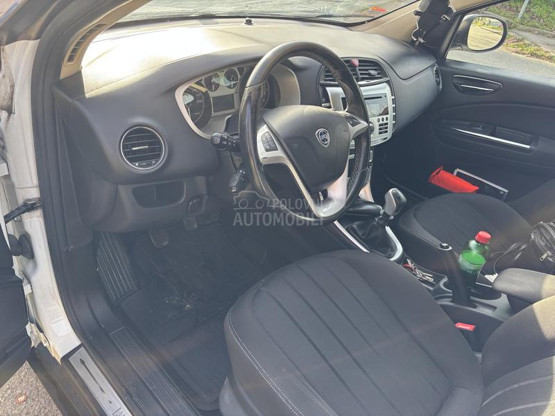 Lancia Delta 2.0 MultiJet