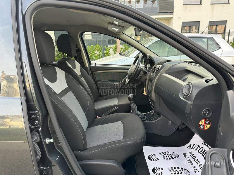 Dacia Duster 1.2 TCE 4x4 Nav Kam