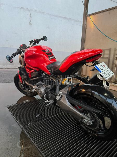 Ducati Monster 821