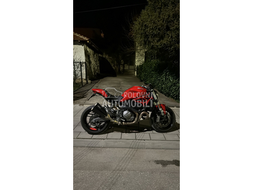 Ducati Monster 821