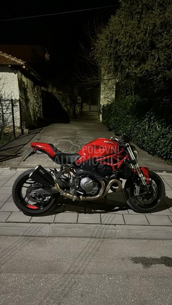 Ducati Monster 821