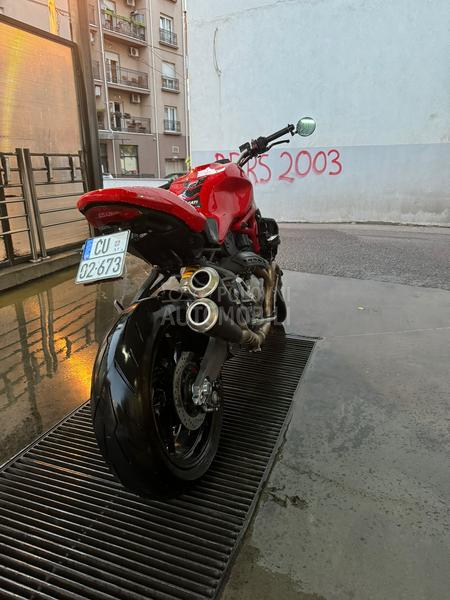 Ducati Monster 821