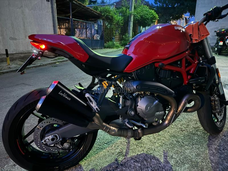 Ducati Monster 821