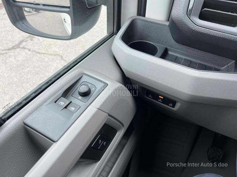 Volkswagen Crafter 2.0 TDI  FURGON 35 LRX