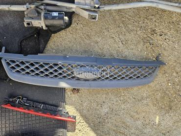 maska za Ford Fiesta od 2002. do 2008. god.