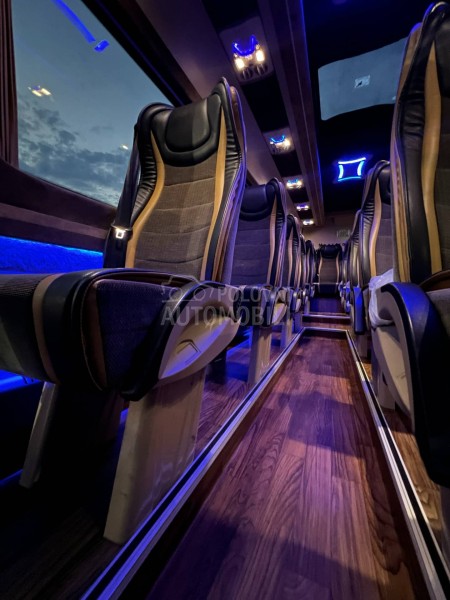 Mercedes Benz Sprinter