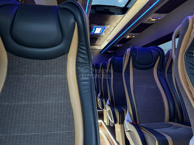 Mercedes Benz Sprinter