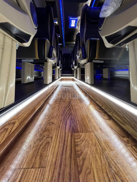 Mercedes Benz Sprinter