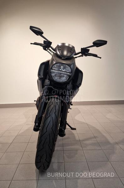 Ducati Diavel 1200 Carbon