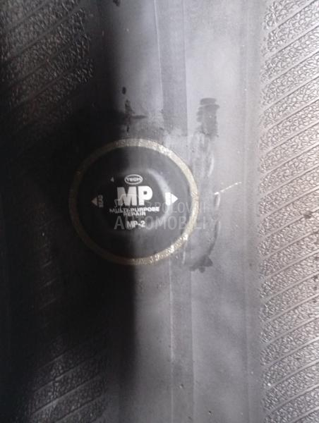 Kumho 225/60 R17 Zimska