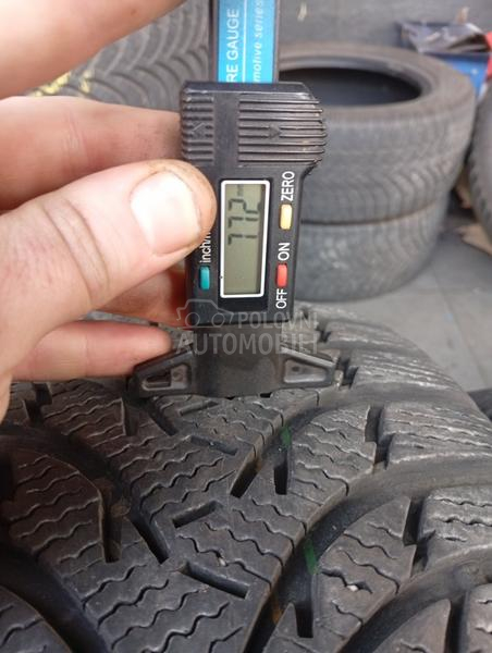 Kumho 225/60 R17 Zimska