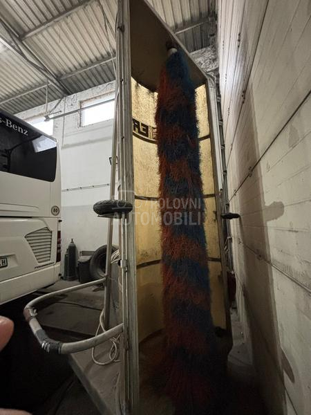 Četke za pranje autobusa