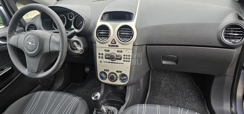 Opel Corsa D 1.2