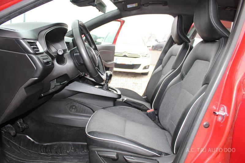 Renault Clio 1.0 TCE INTENS