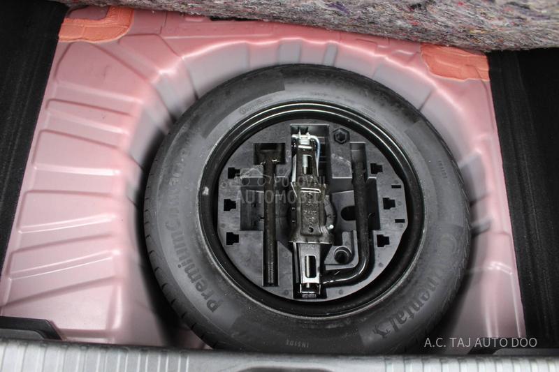 Renault Clio 1.0 TCE INTENS