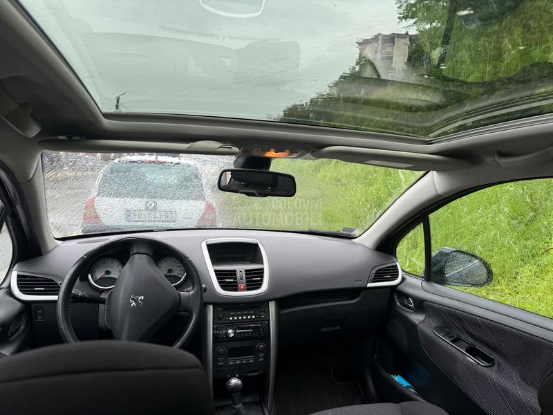 Peugeot 207 1.6